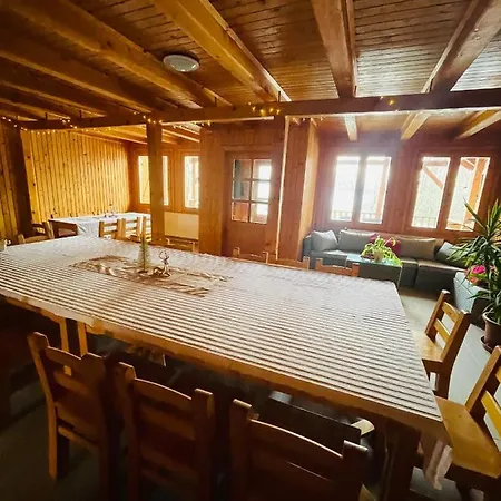 Cerduso Vendeghaz Guest house *
